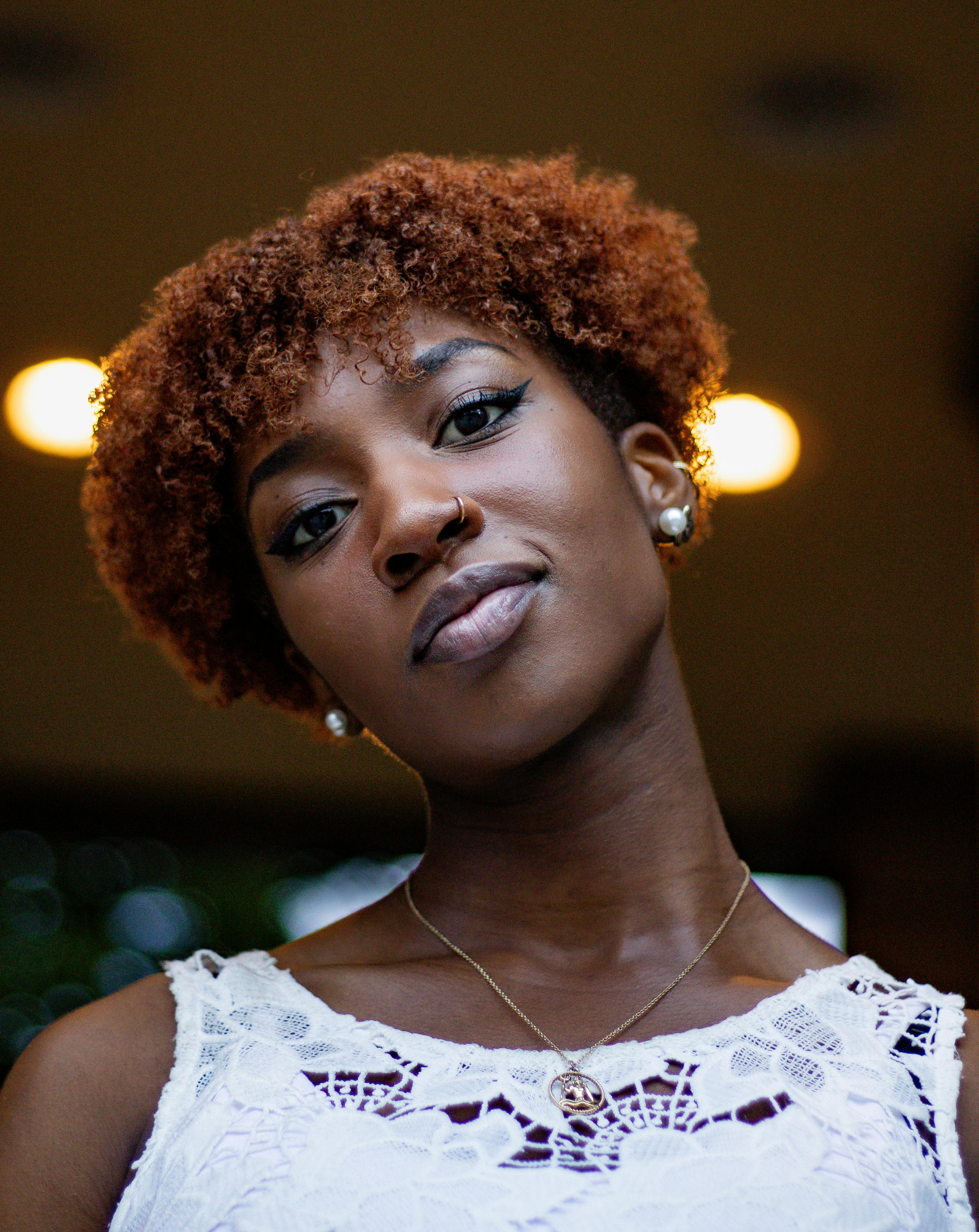 短剧海报：消失的电报码