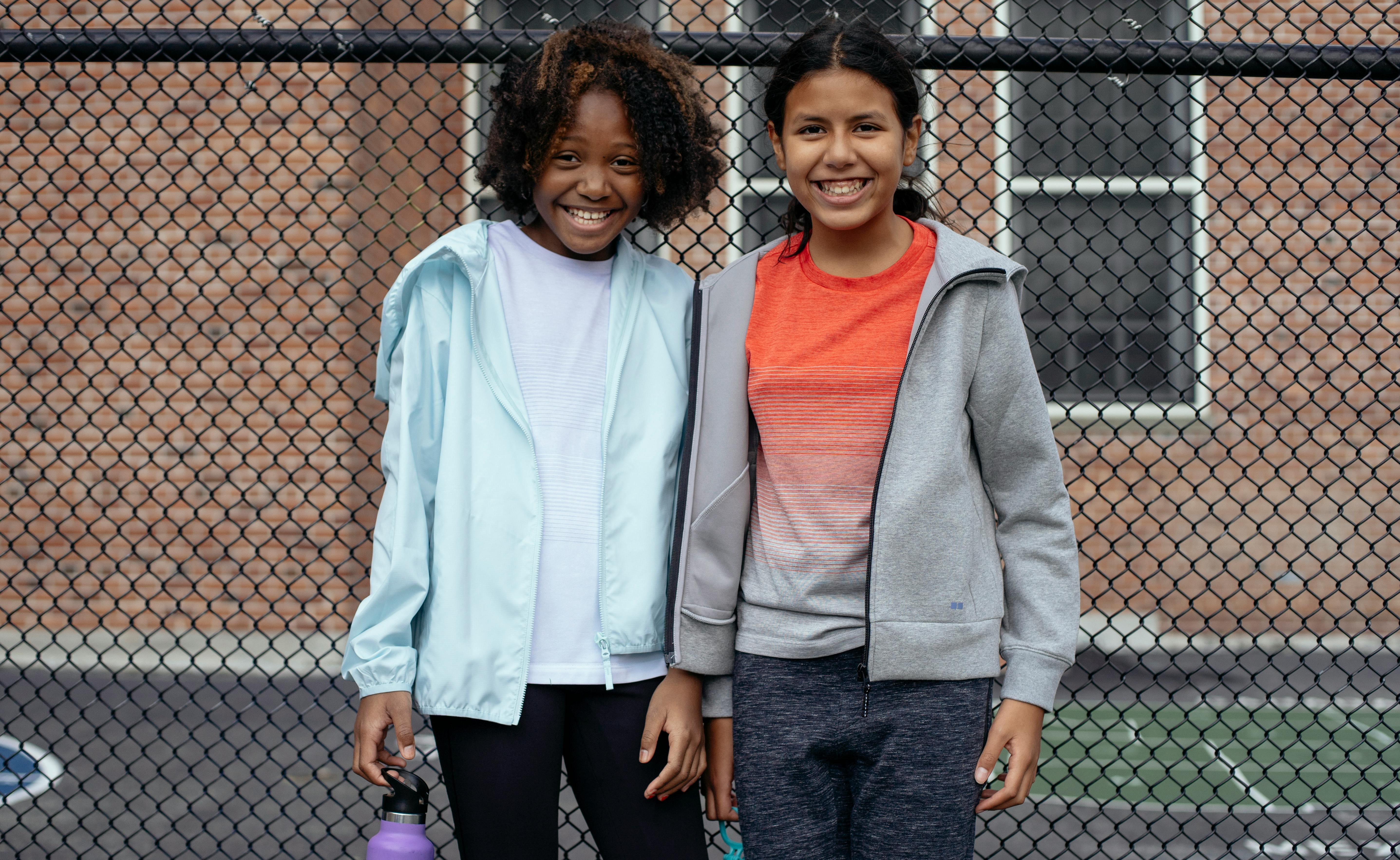 本周榜单第3名海报：霓虹回廊